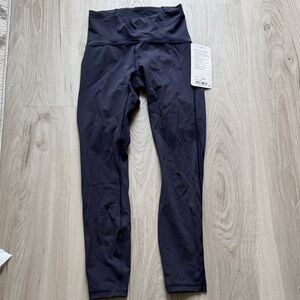 Blue Lululemon train times 25”